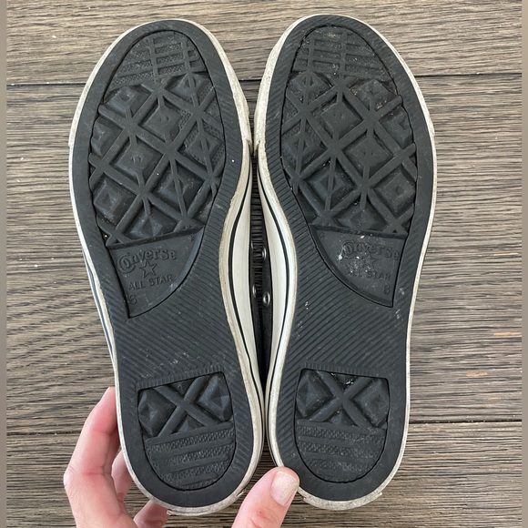 Converse Low Tops - Picture 7 of 7